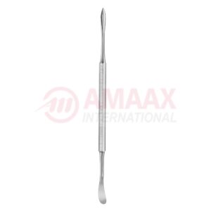 beale fig7a porcelain and modelling carvers 86.462.01.jpg