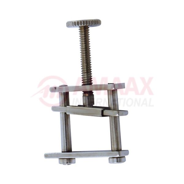 hoffmann tubing clamps with fixation screw.jpg