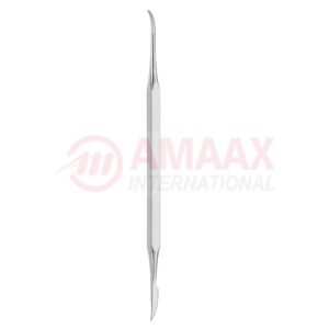 hylin porcelain and modelling carvers 86.392.01.jpg