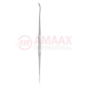 riegner porcelain and modelling carvers 86.428.01.jpg