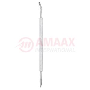 roach porcelain and modelling carvers 86.424.01.jpg