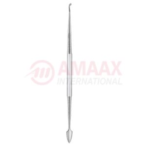 vehe porcelain and modelling carvers 86.410.01.jpg