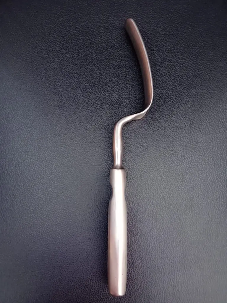 Breisky-Vaginal-Retractor