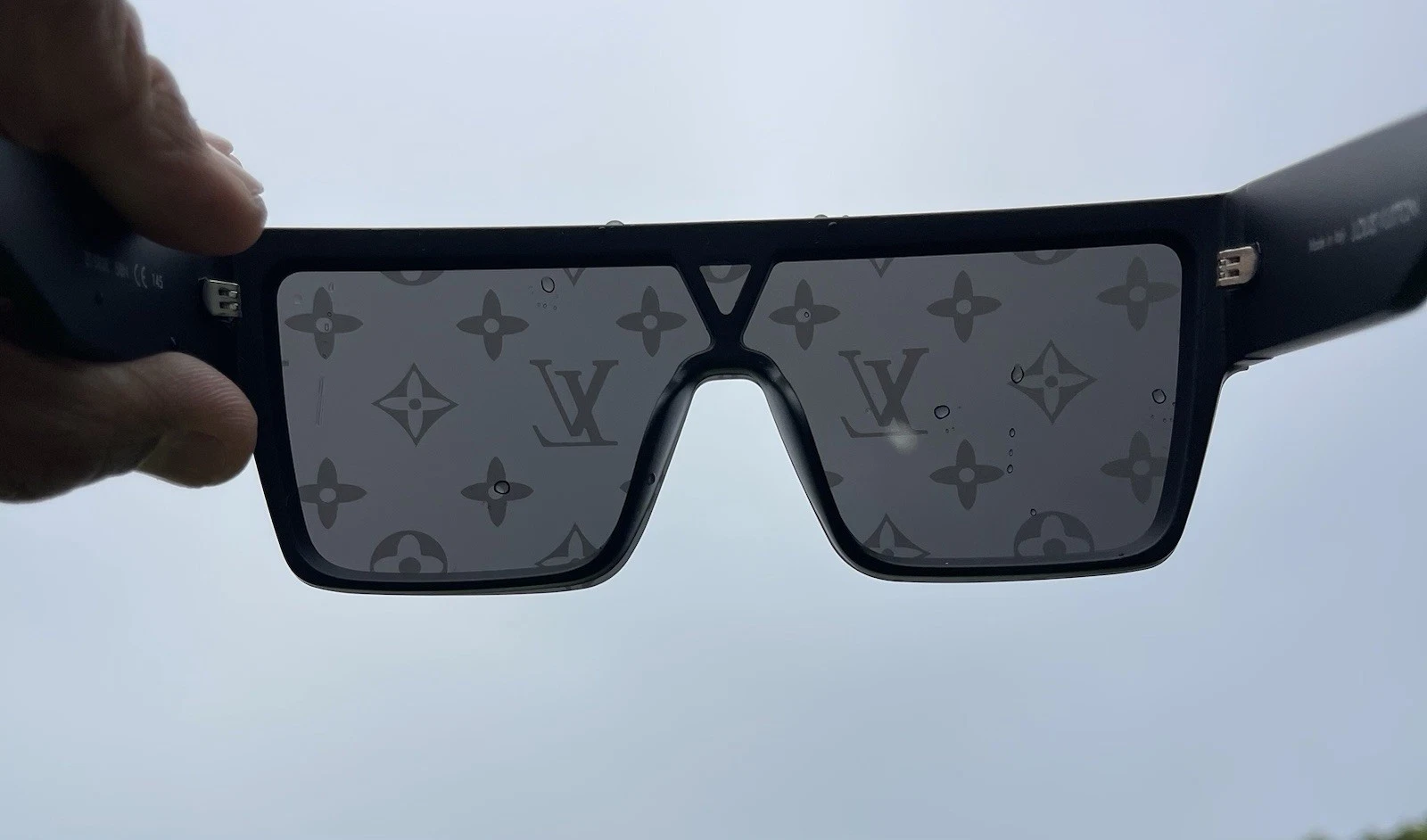 NEI GLASSES